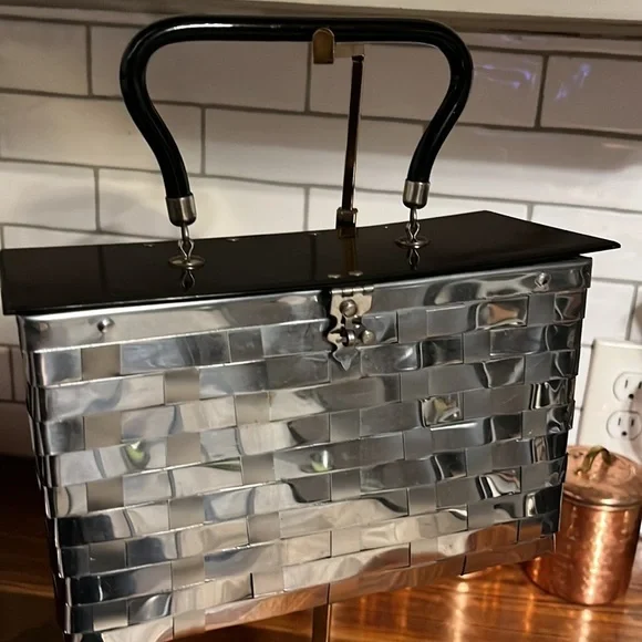 Vintage Dorset Rex fifth avenue bag from the 50s. Metal! Basket weave - Picture 13 of 15